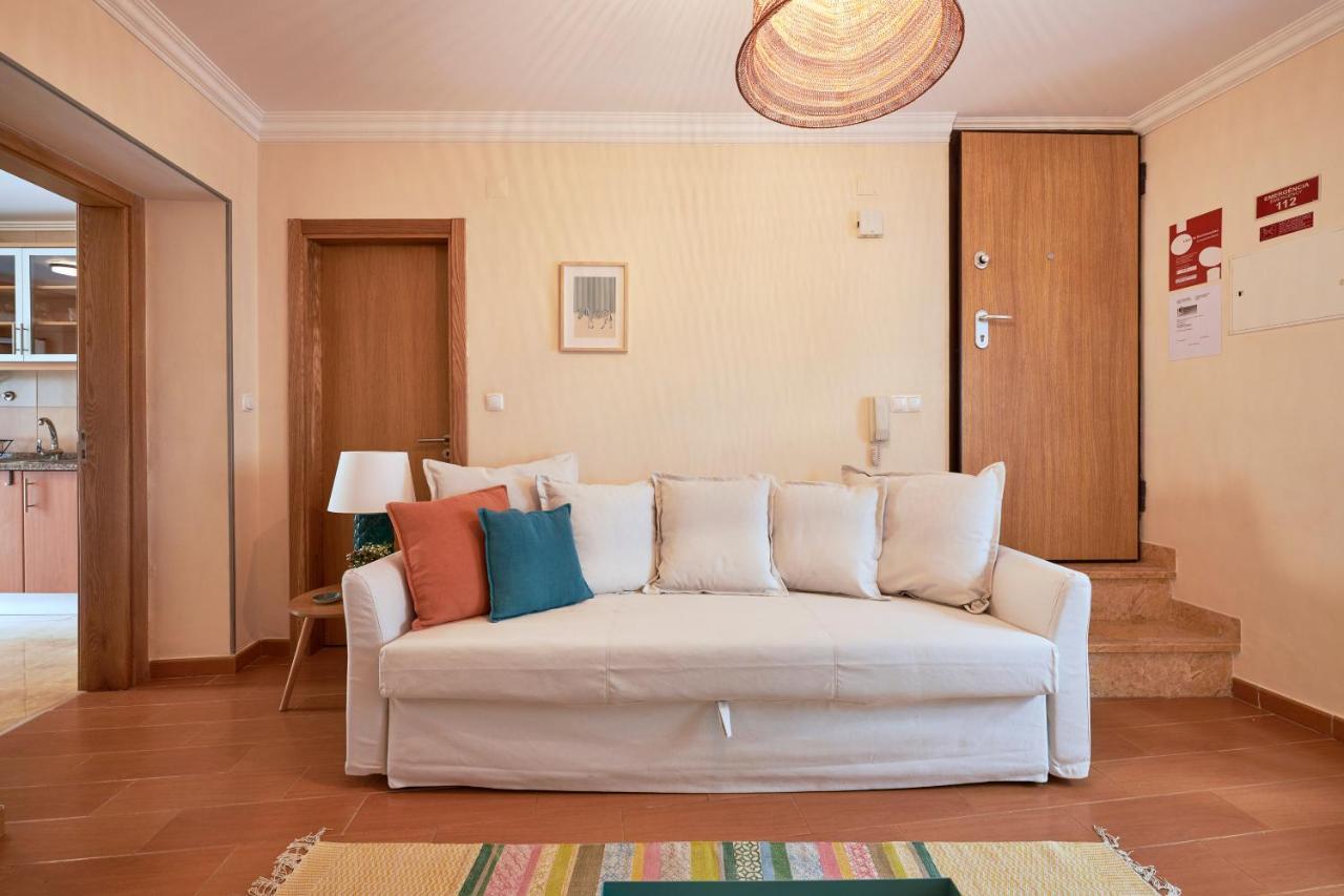 Spacious And Renovated Apartment With Amazing Patio, By Timecooler Lisboa Exterior foto