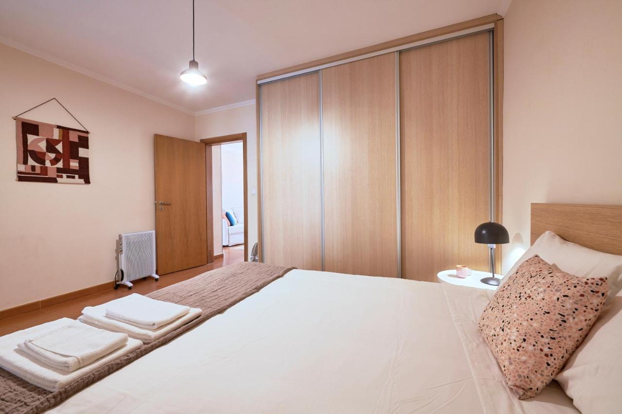 Spacious And Renovated Apartment With Amazing Patio, By Timecooler Lisboa Exterior foto