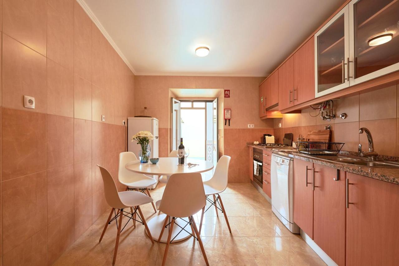 Spacious And Renovated Apartment With Amazing Patio, By Timecooler Lisboa Exterior foto